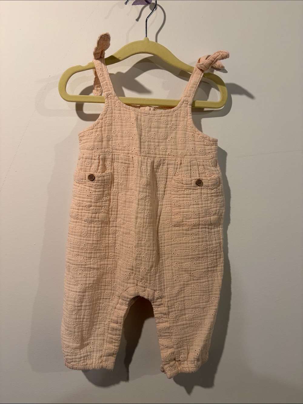Baby Girls Light Pink Cotton Gauze Romper with Tie Straps 9-12 Months